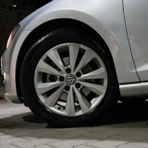 Volkswagen Golf 7 (Gray) - Image 3