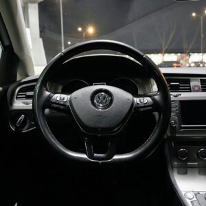 Volkswagen Golf 7 (White) - Image 4