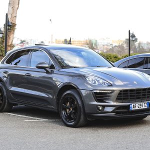 Porsche Macan S - Image 2